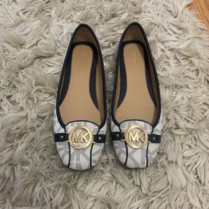 NEW Michael Kors Flats